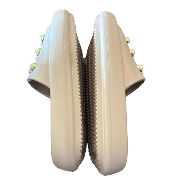 Kenneth Cole Mello Faux Pearl Studded Platform Slip On Slides NEW Size 7 - Picture 4 of 6